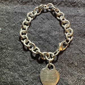 Tiffany & Co. Heart Tag Chain Bracelet